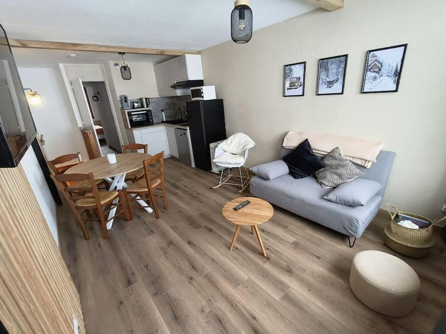 T2 Cosy Au Pied Des Pistes Apartment บาญเญอ-เดอ-บีกอร์ ภายนอก รูปภาพ